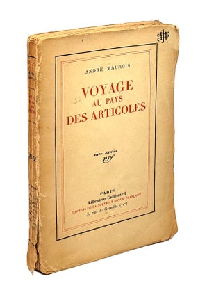 Item #4988 Voyage au pays des Articoles. Andre Maurois